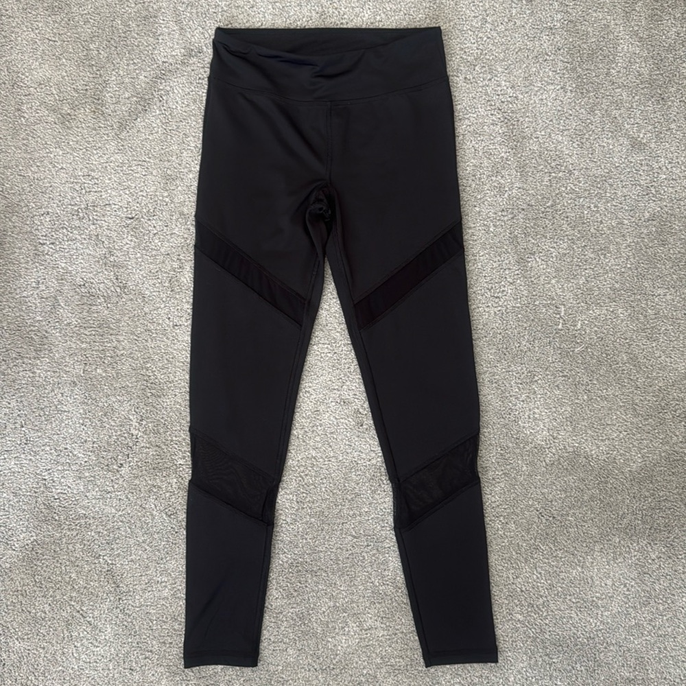 Aeropastale Live Love Dream leggings with double sheer mesh lines.  Size medium